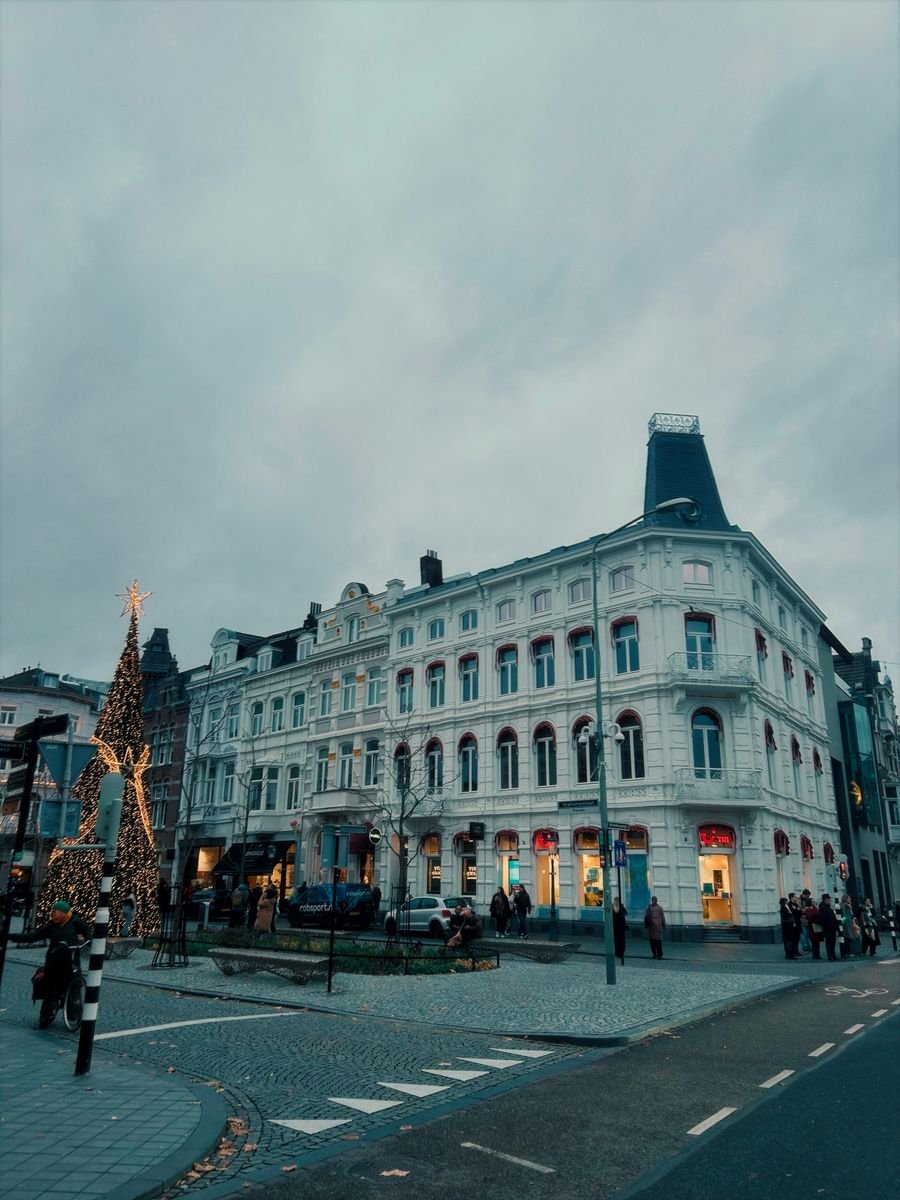 Commercial building decorated with Christmas lights